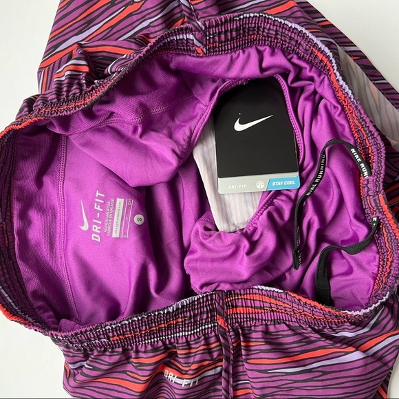 Nike Women's Equilibrium Modern Tempo Shorts Purple size S - Picture 9 of 11